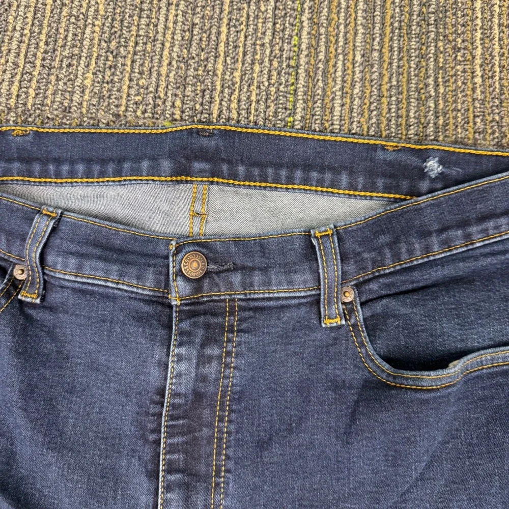 Levi 506 Straight Leg Jeans Mens 40x32 Dark Wash Blue Excellent Denim Pants